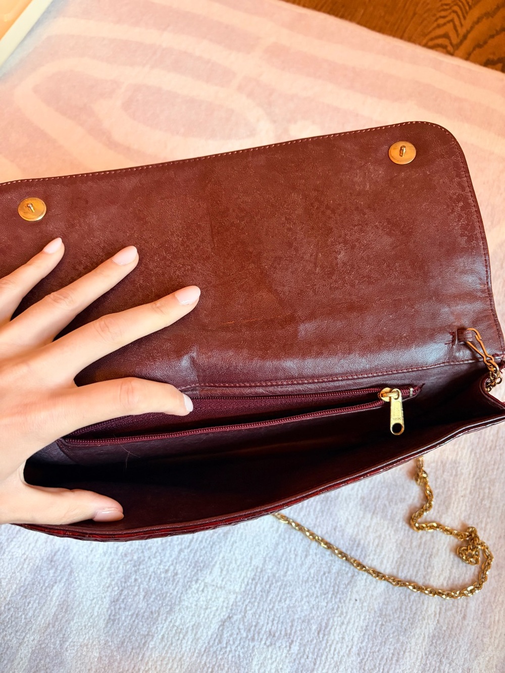 Vintage Burgundy Snakeskin Clutch Purse Gold Chain Shoulder Bag - Picture 7 of 7